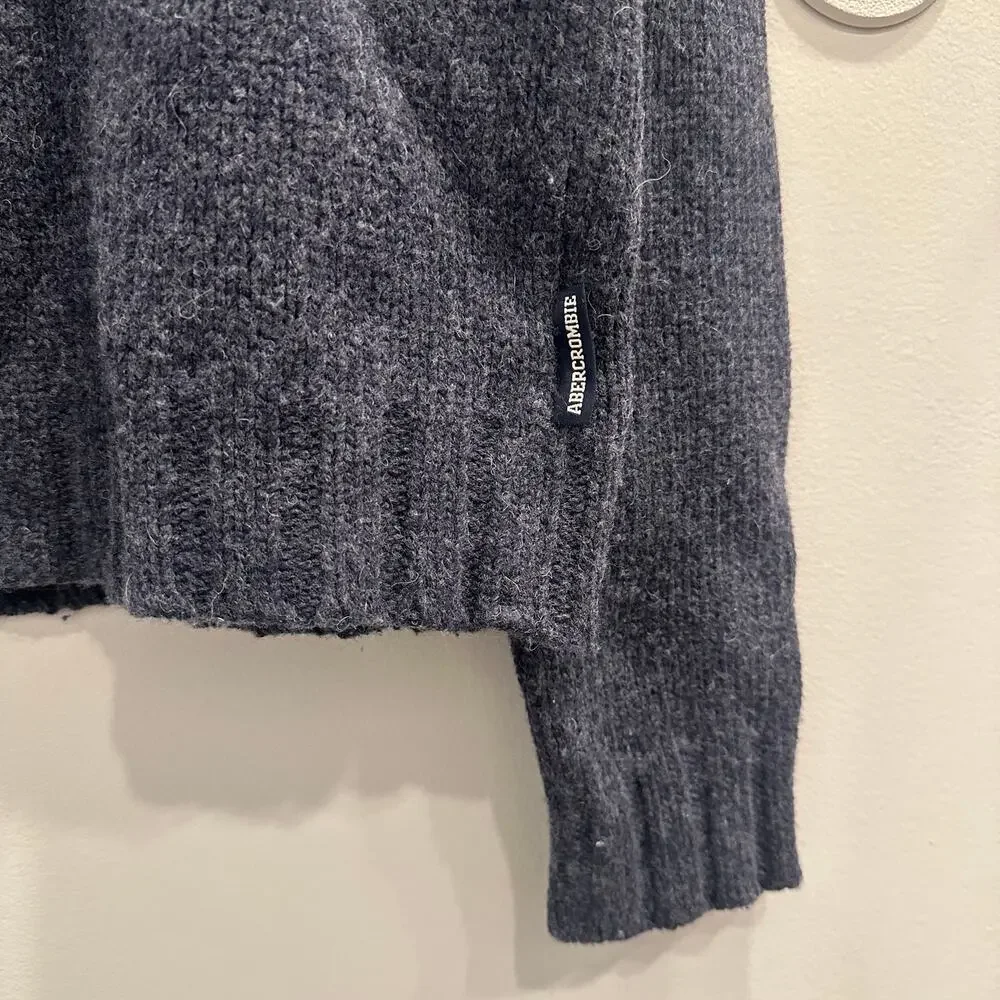 VTG Y2K Abercrombie & Fitch Gray Wool Sweater Sz Small Academia Preppy Old Money